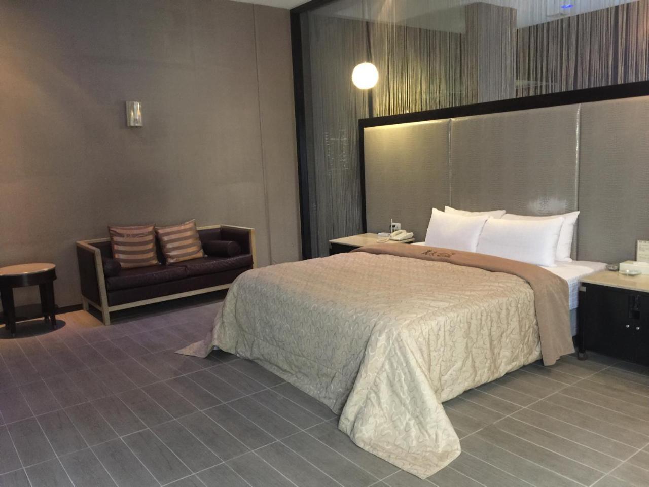 Li-Gin Motel Цзяи Экстерьер фото